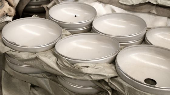 Reduced-opening 450*4mm 2:1 Ellipsoidal Dished Head S30408 For Liquid Filtration Equipment